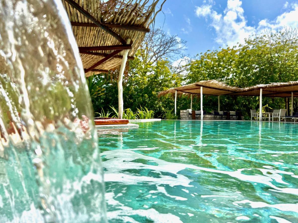 Rock And Sea Resort Ватаму Екстериор снимка