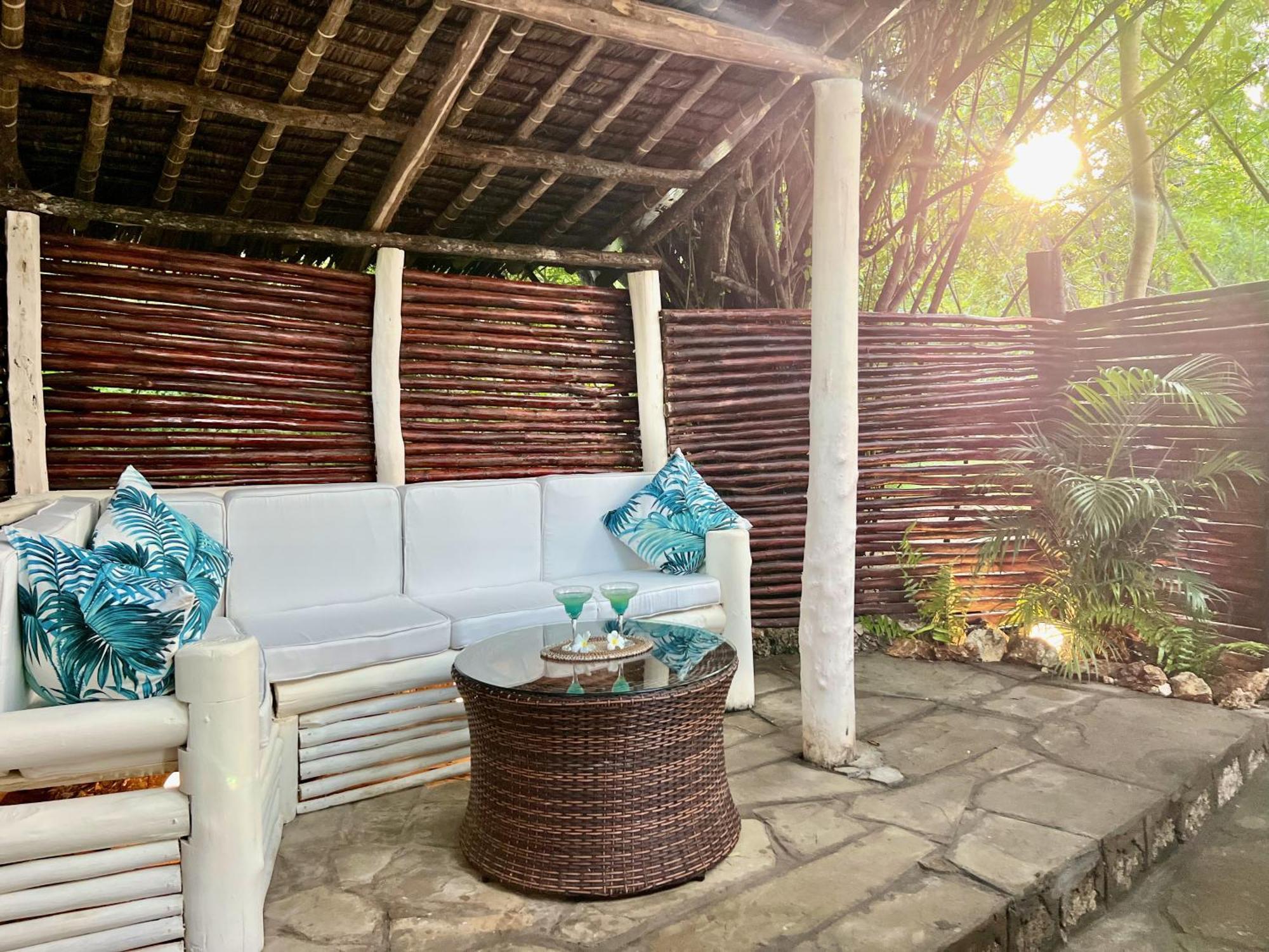Rock And Sea Resort Ватаму Екстериор снимка